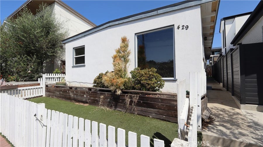 Property photo for 429 28th St., Hermosa Beach, CA