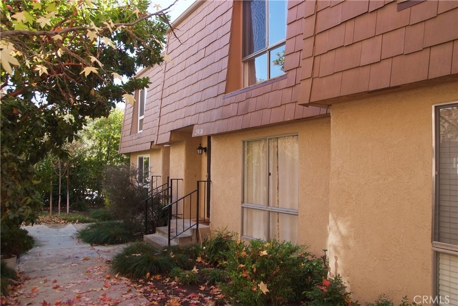 Property photo for 27424 Country Glen Road, Agoura Hills, CA