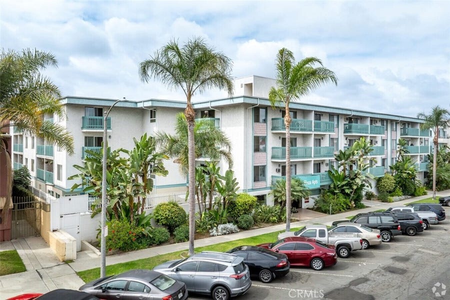 Property photo for 3415 Linden, Long Beach, CA