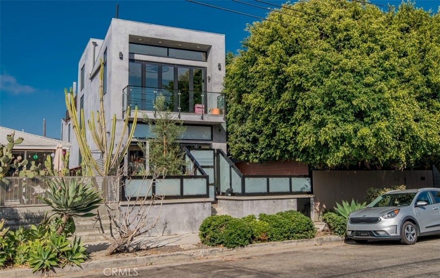 Property photo for 708 Hampton Drive, Venice, CA