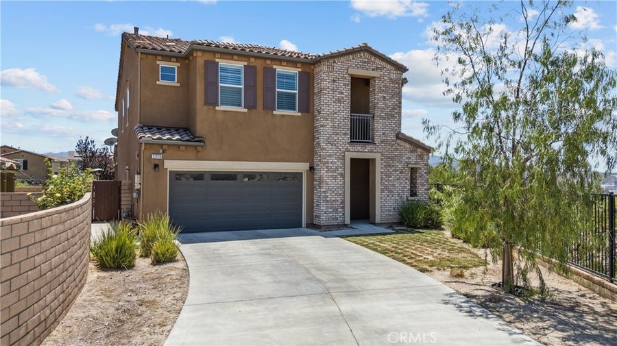 Property photo for 27278 Ardella Place, Saugus, CA