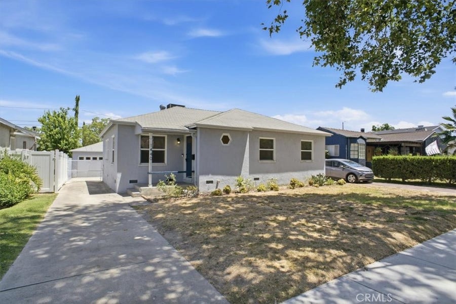Property photo for 1440 N Evergreen, Burbank, CA