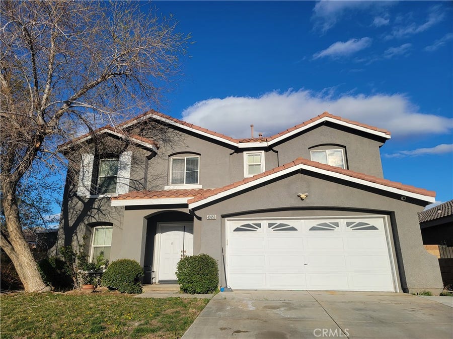 Property photo for 43650 Castle Circle, Lancaster, CA