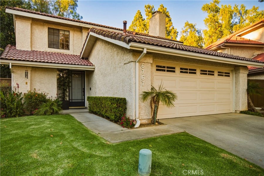 Property photo for 6767 Pheasant, Oak Park, CA