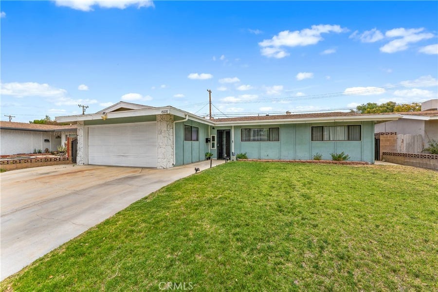 Property photo for 45228 Lorimer Avenue, Lancaster, CA
