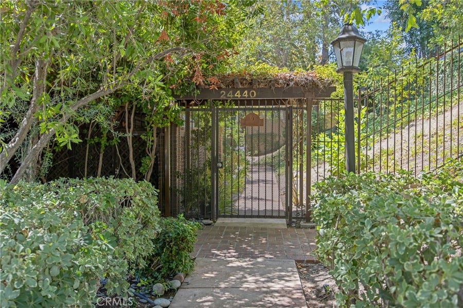 Property photo for 24440 Victory, #15, Woodland Hills, CA