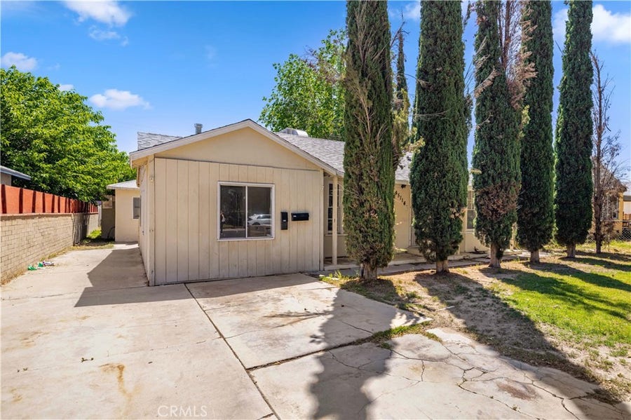 Property photo for 45110 Elm, Lancaster, CA