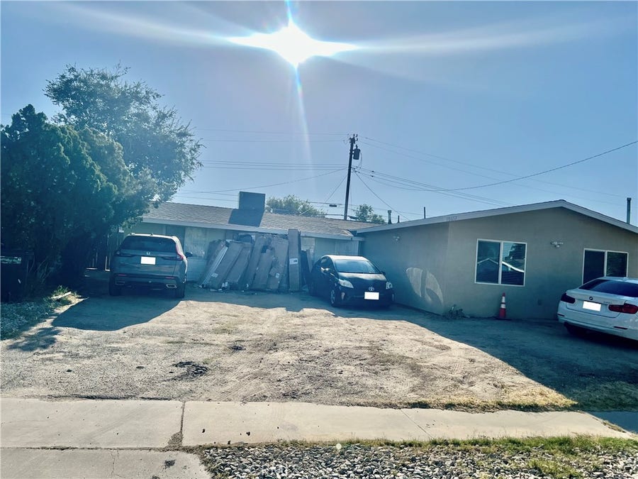 Property photo for 38657 Lilacview, Palmdale, CA
