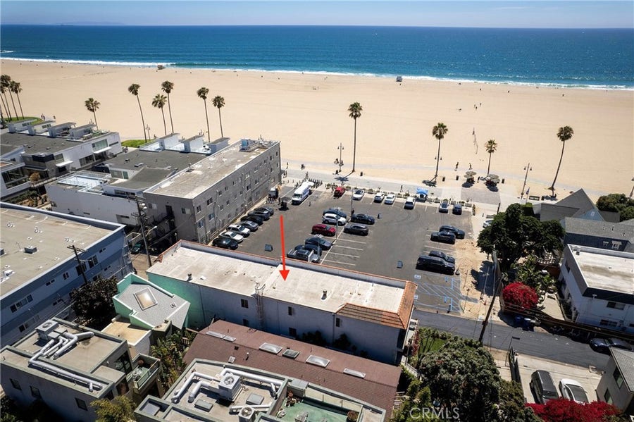 Property photo for 18 Sunset Ave, Venice, CA