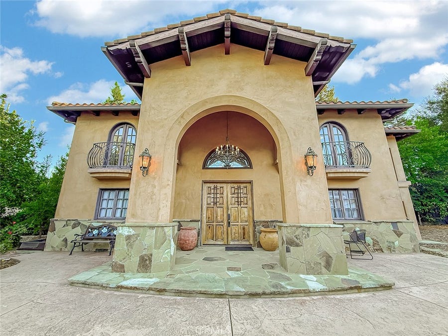 Property photo for 23254 Hatteras, Woodland Hills, CA