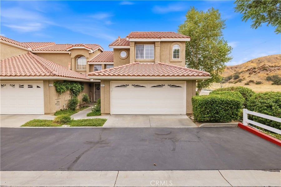 Property photo for 28148 Bobwhite Circle, #64, Saugus, CA