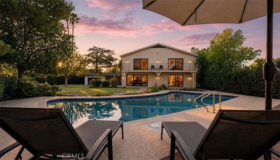 Property photo for 5950 Winnetka, Woodland Hills, CA