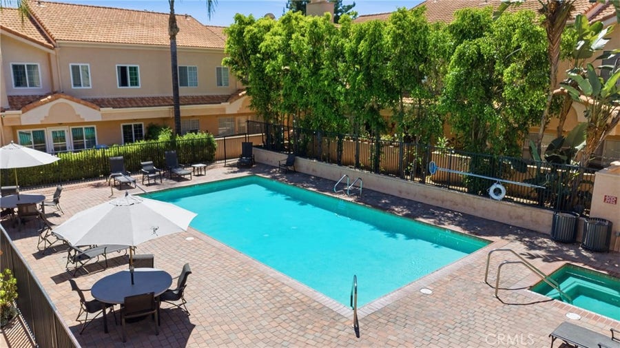 Property photo for 5200 White Oak Avenue, #36, Encino, CA