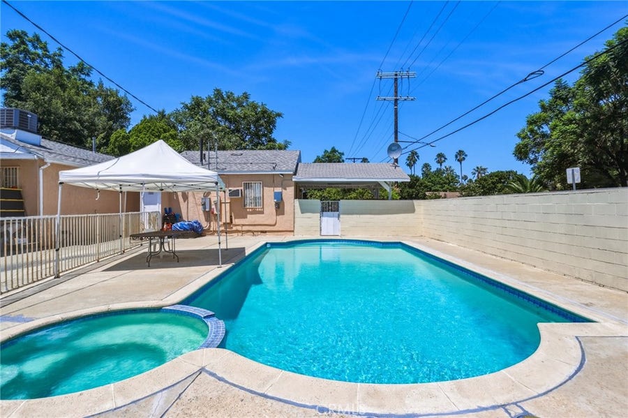 Property photo for 5654 Stansbury, Sherman Oaks, CA