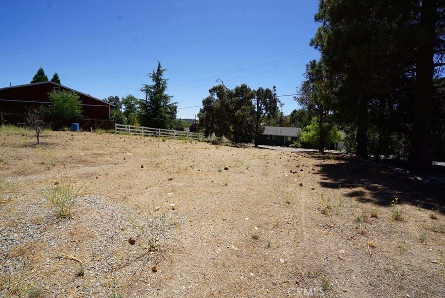 Property photo for 1016 Coldwater, Frazier Park, CA