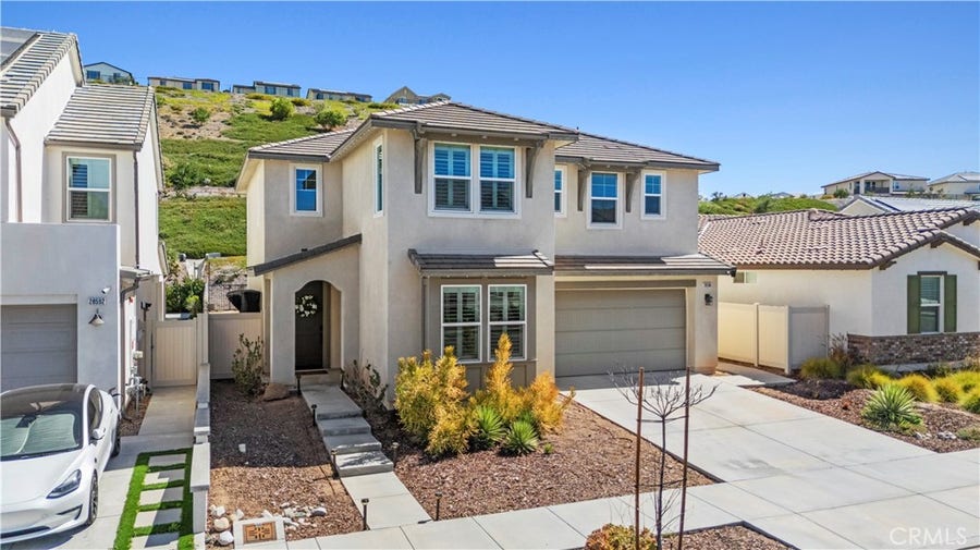 Property photo for 28588 Foothill, Saugus, CA