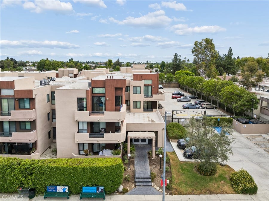 Property photo for 7826 Topanga Canyon, #220, Canoga Park, CA