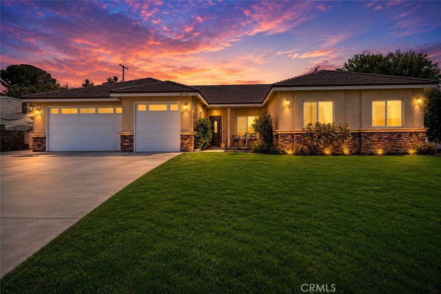 Property photo for 42165 Silver Puffs, Lancaster, CA
