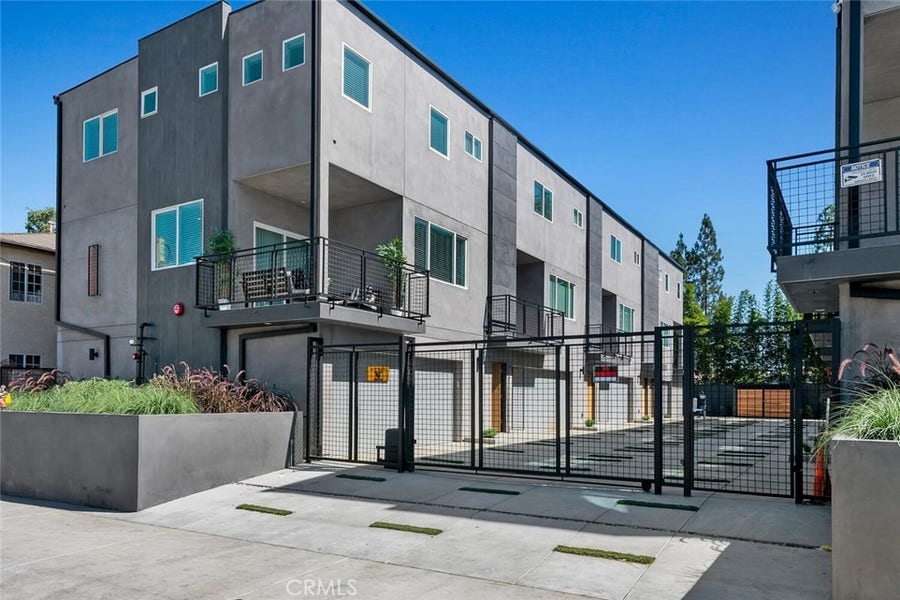 Property photo for 13538 Vanowen Street, #4, Valley Glen, CA