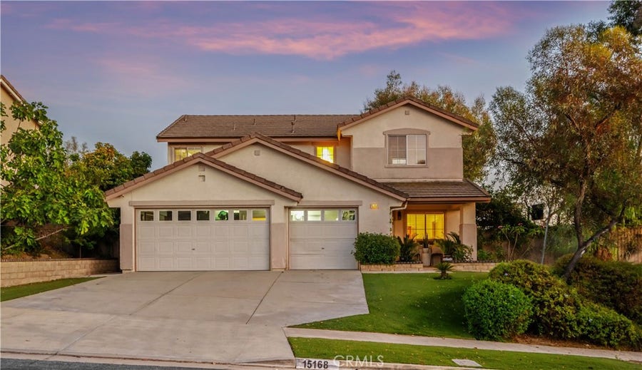 Property photo for 15168 Holiday Way, Sylmar, CA