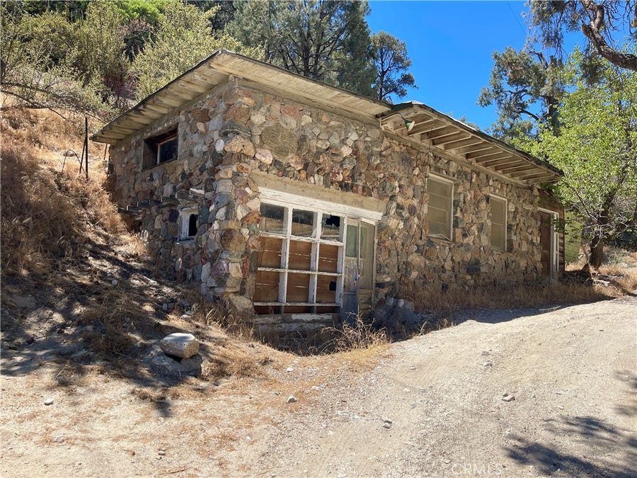 Property photo for 901 Manita, Frazier Park, CA