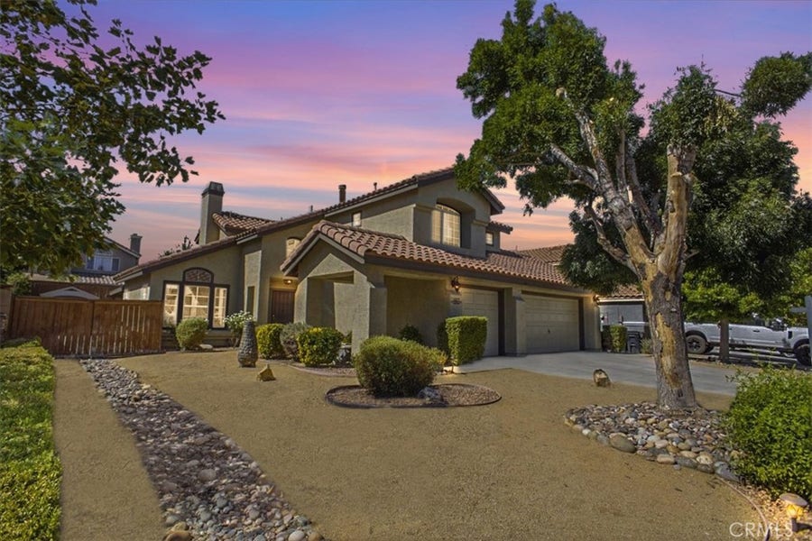 Property photo for 5372 Knight, Palmdale, CA