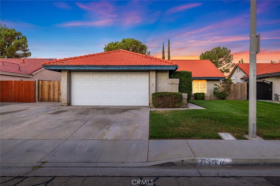 Property photo for 45312 Essex, Lancaster, CA