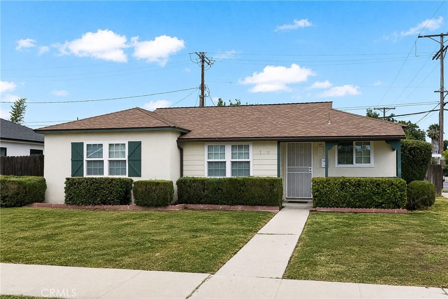 Property photo for 7002 Aura, Reseda, CA