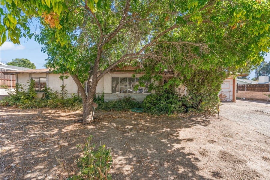 Property photo for 826 Calle Nogal, Thousand Oaks, CA
