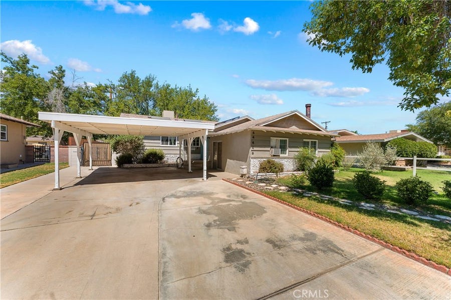 Property photo for 44449 Loneoak, Lancaster, CA