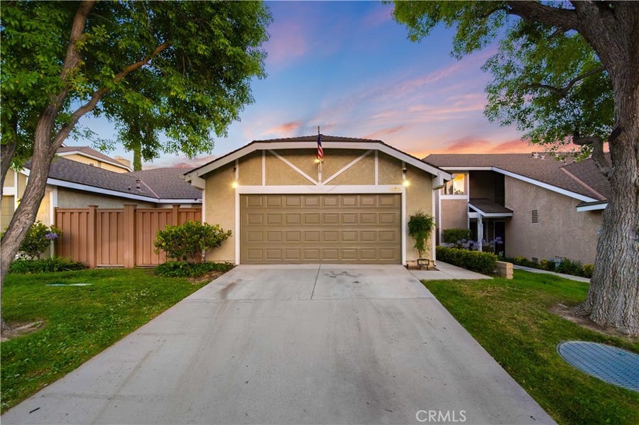 Property photo for 16710 Shinedale Drive, Canyon Country, CA