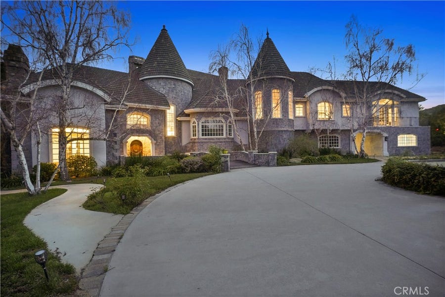 Property photo for 22510 La Quilla, Chatsworth, CA