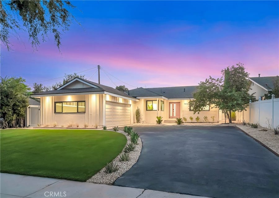 Property photo for 7915 Owensmouth, Canoga Park, CA
