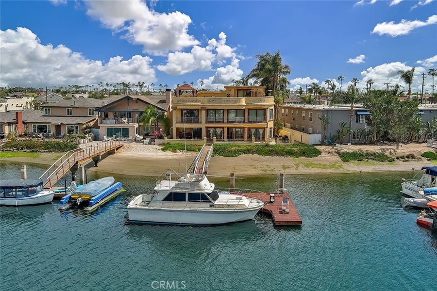 Property photo for 5455 E Sorrento Drive, Long Beach, CA