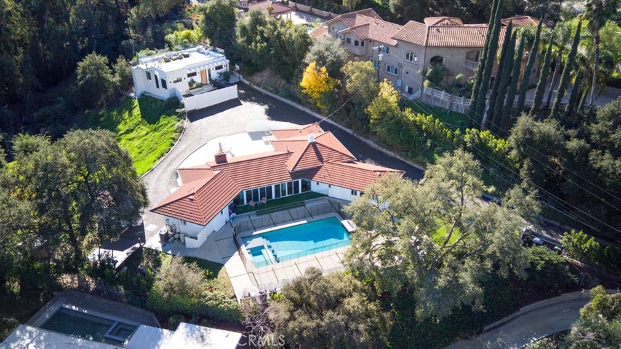 Property photo for 4620 Caritina, Tarzana, CA