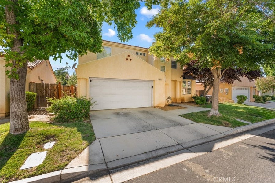 Property photo for 40201 La Cota Drive, Palmdale, CA