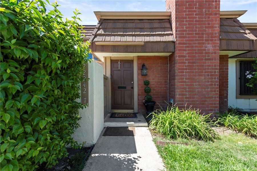 Property photo for 22242 Germain St, #7, Chatsworth, CA