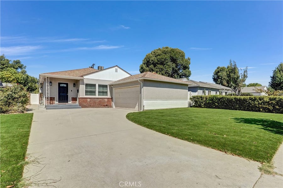 Property photo for 6851 Forbes, Lake Balboa, CA
