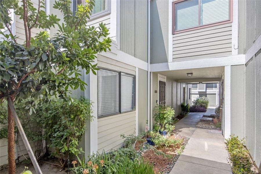 Property photo for 27068 Hidaway, #7, Canyon Country, CA