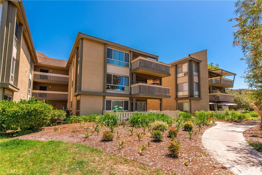 Property photo for 254 Sequoia Court, #26, Thousand Oaks, CA