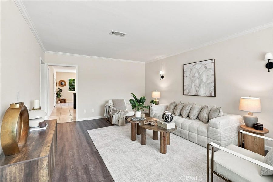 Property photo for 7635 Fallbrook, West Hills, CA