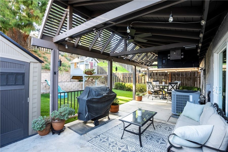 Property photo for 28291 Bockdale Ave., Canyon Country, CA