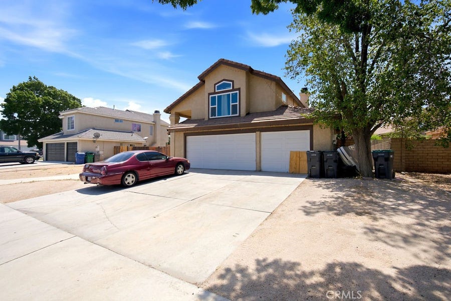Property photo for 4722 E Avenue R4, Palmdale, CA