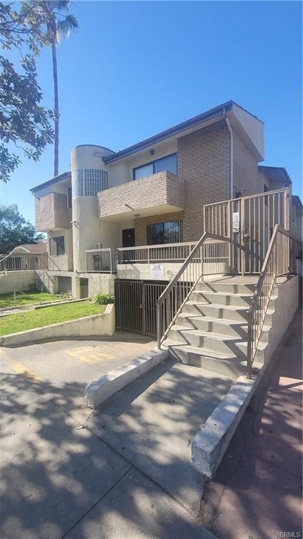 Property photo for 421 Porter Street, Glendale, CA