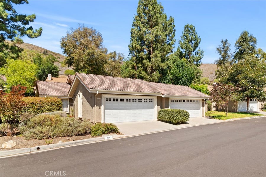 Property photo for 179 Conifer Circle, Oak Park, CA