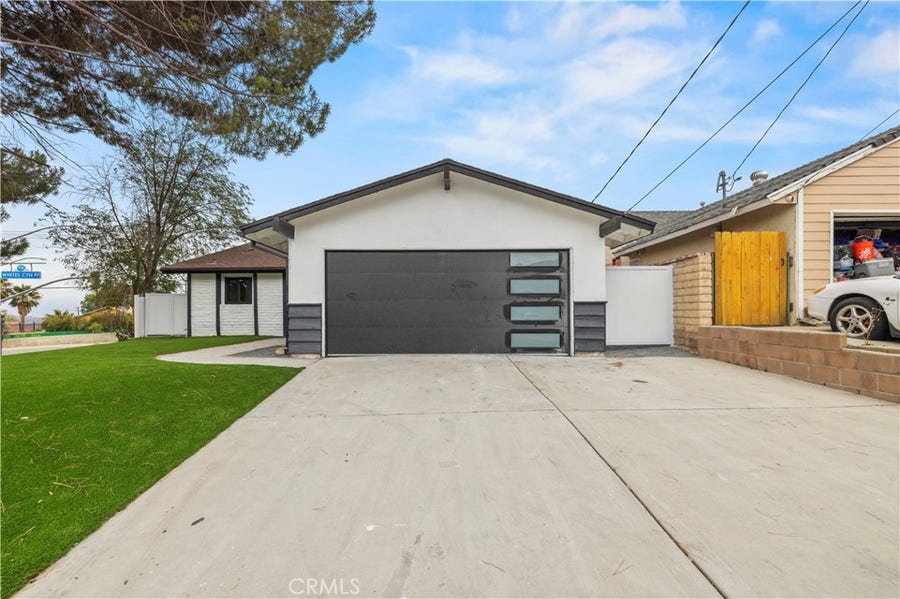Property photo for 28201 Hot Springs, Canyon Country, CA
