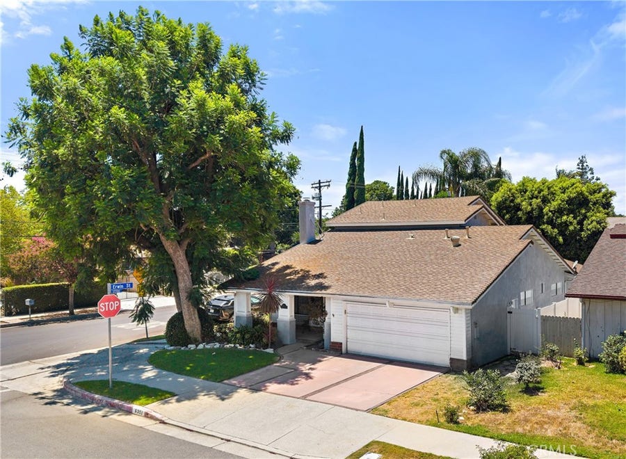 Property photo for 6301 Yarmouth Avenue, Encino, CA