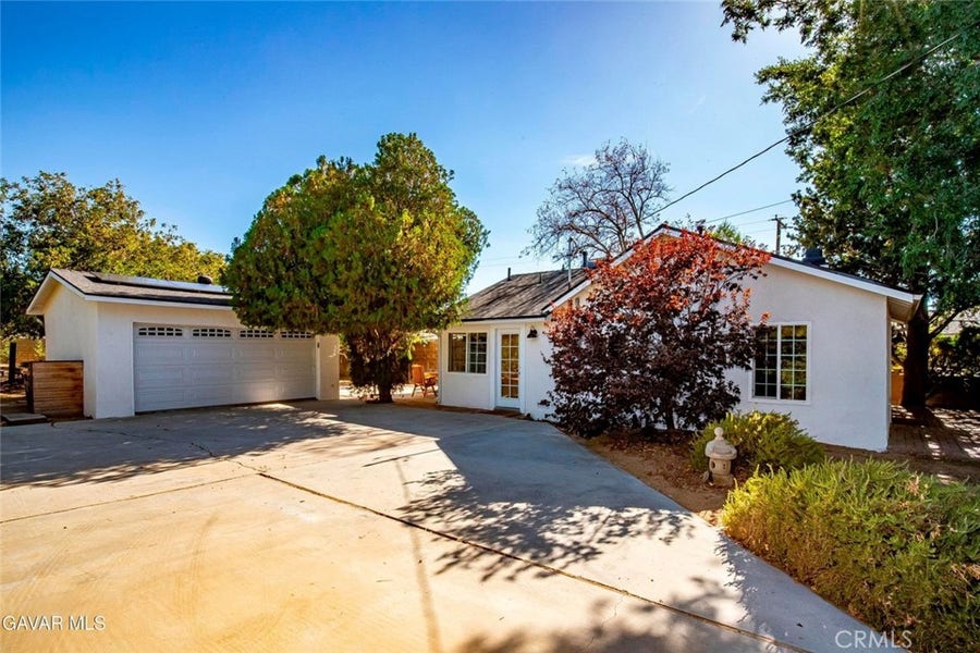 Property photo for 5050 W Avenue L, Lancaster, CA