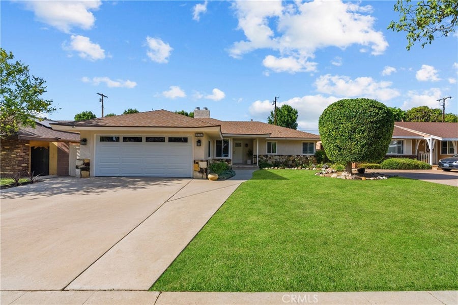Property photo for 15933 Tupper Street, North Hills, CA