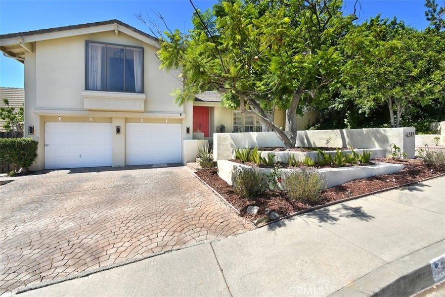 Property photo for 4237 Ellenita, Tarzana, CA